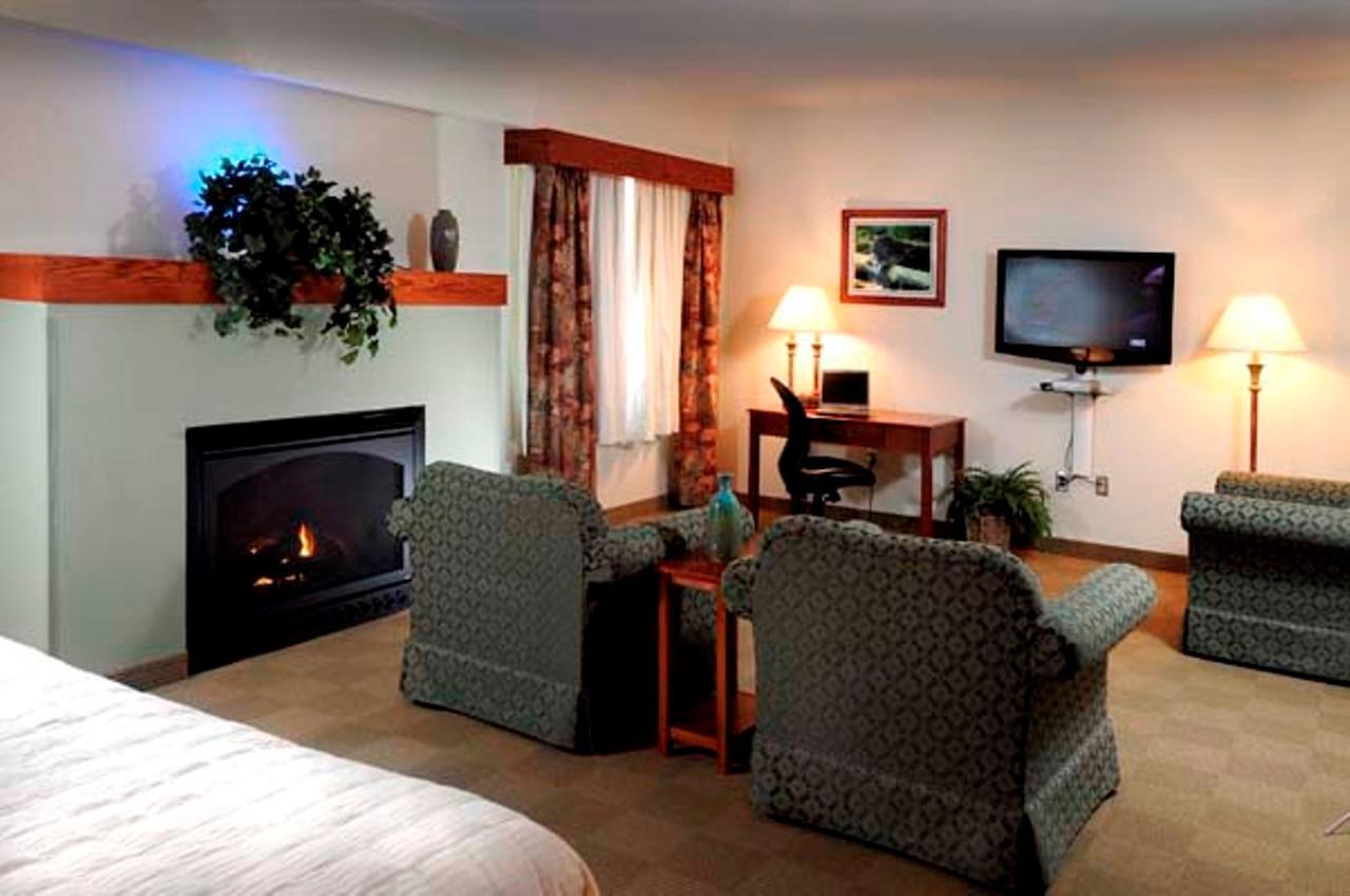 Chief Logan Lodge Hotel & Conference 객실 사진