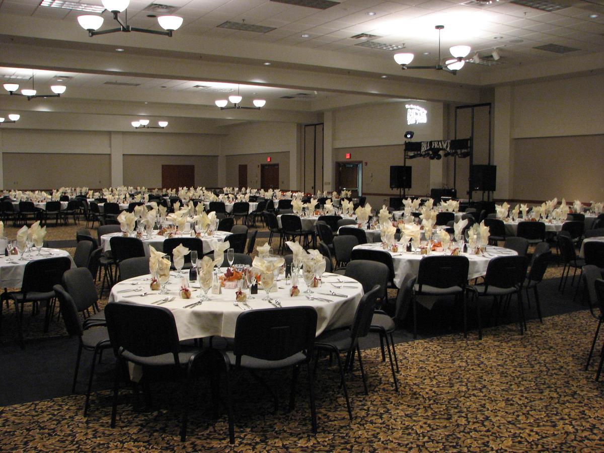 Chief Logan Lodge Hotel & Conference 외부 사진